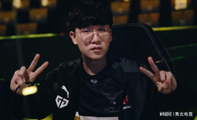 梁靖崑示 梁靖崑示